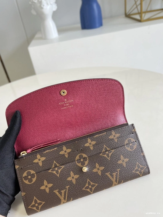 WIS wallet LOUIS VUITTON EMILIE 1028